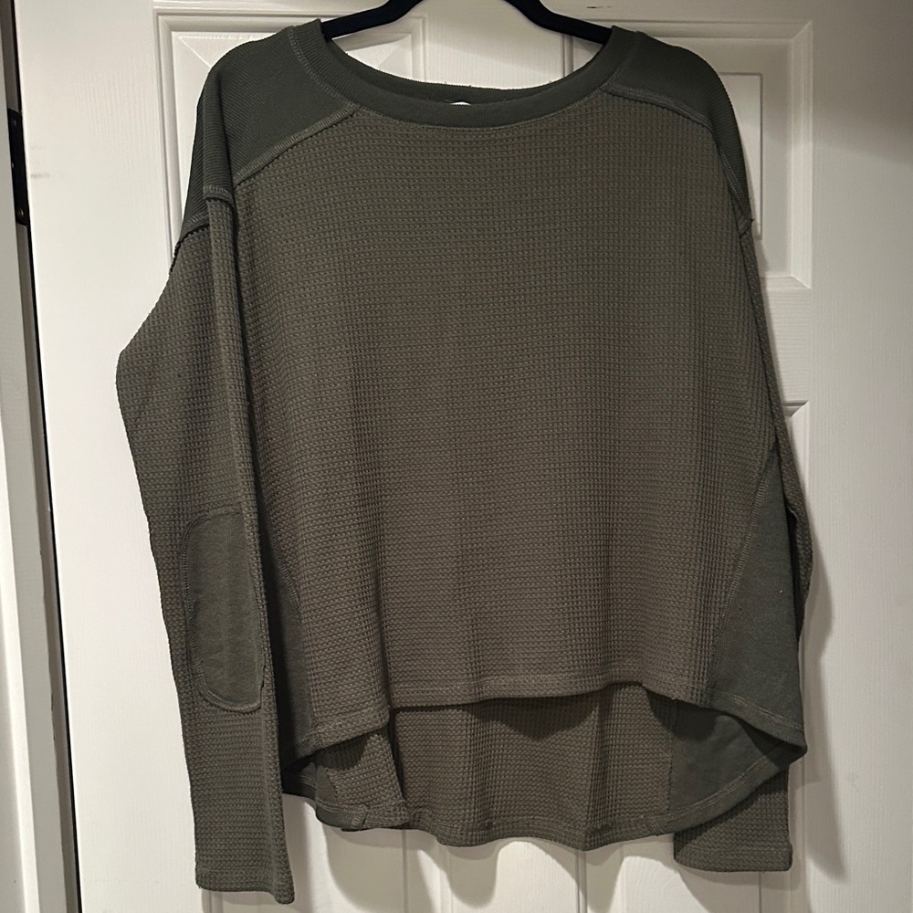 Pink Lily small Olive Green Women's Top.  Like new